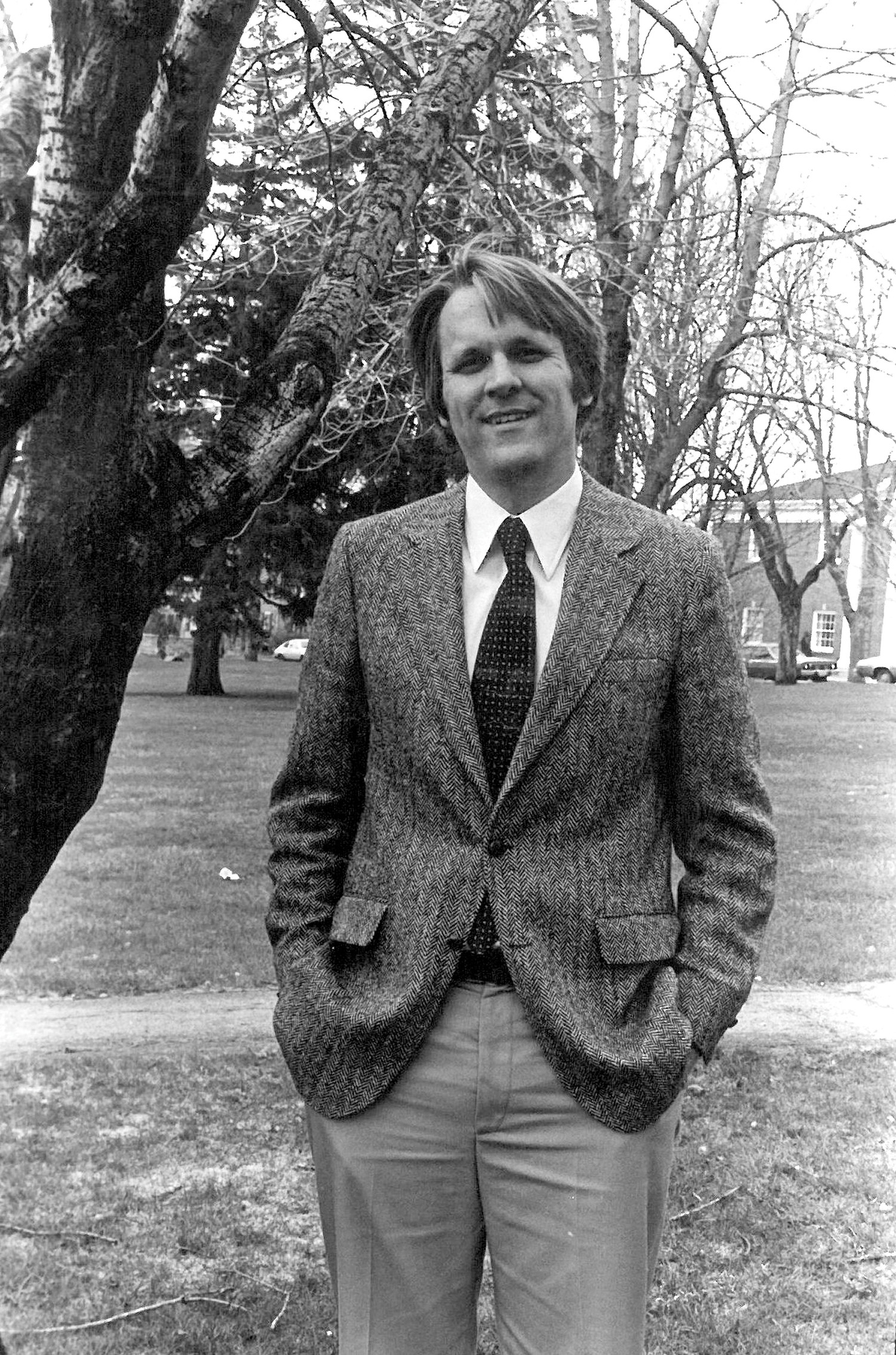 In Memory: Dr. Roger Lundin '71